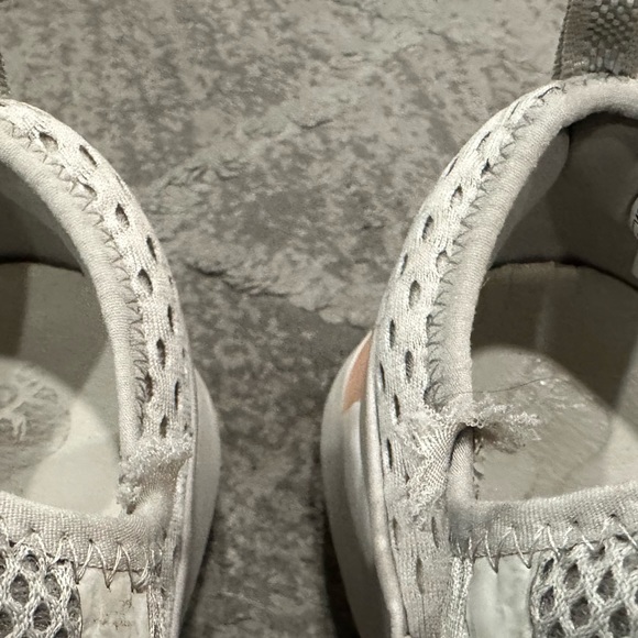 Sorel Kinetic Impact Strap Sneakers Gray Size 9 - Picture 3 of 6